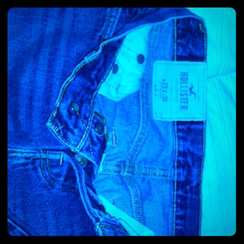 Hollister Jeans size 28W 30L